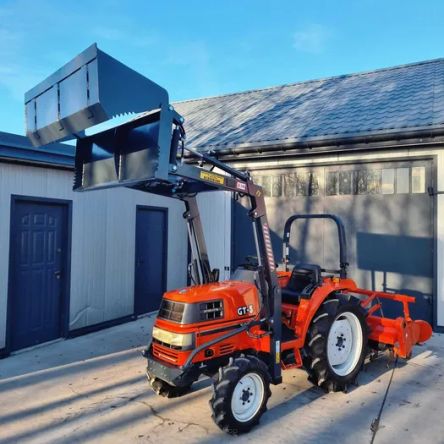 KUBOTA GT-5 4-cylindrowy Wspomaganie 4X4 24KM z Glebogryzarką REJESTRACJA